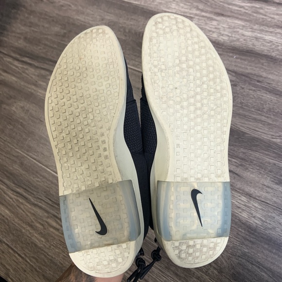 Nike Air Fear of God Moccasin - Picture 3 of 4
